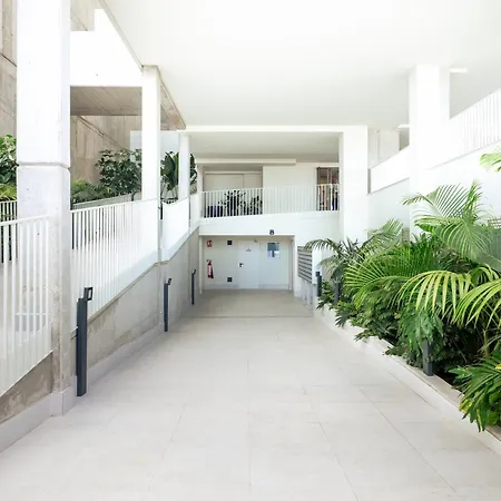 شقة Abora Views, With Terrace, Office And Free Parking For Temporary